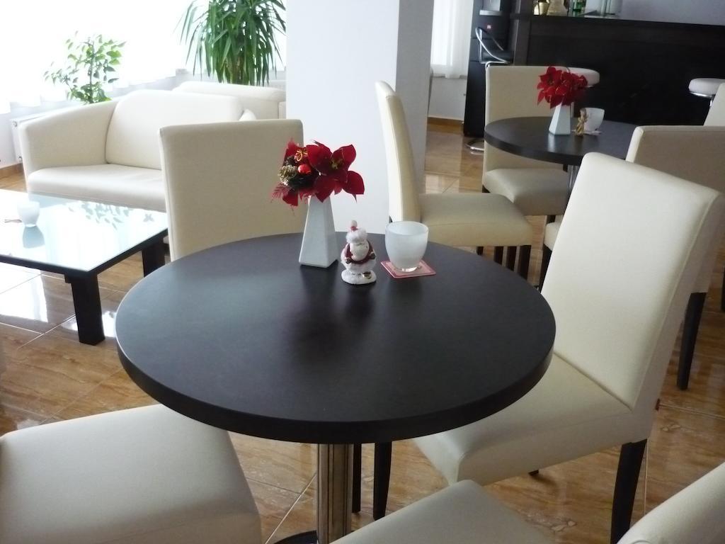 Hotel Eden Сибиу Экстерьер фото