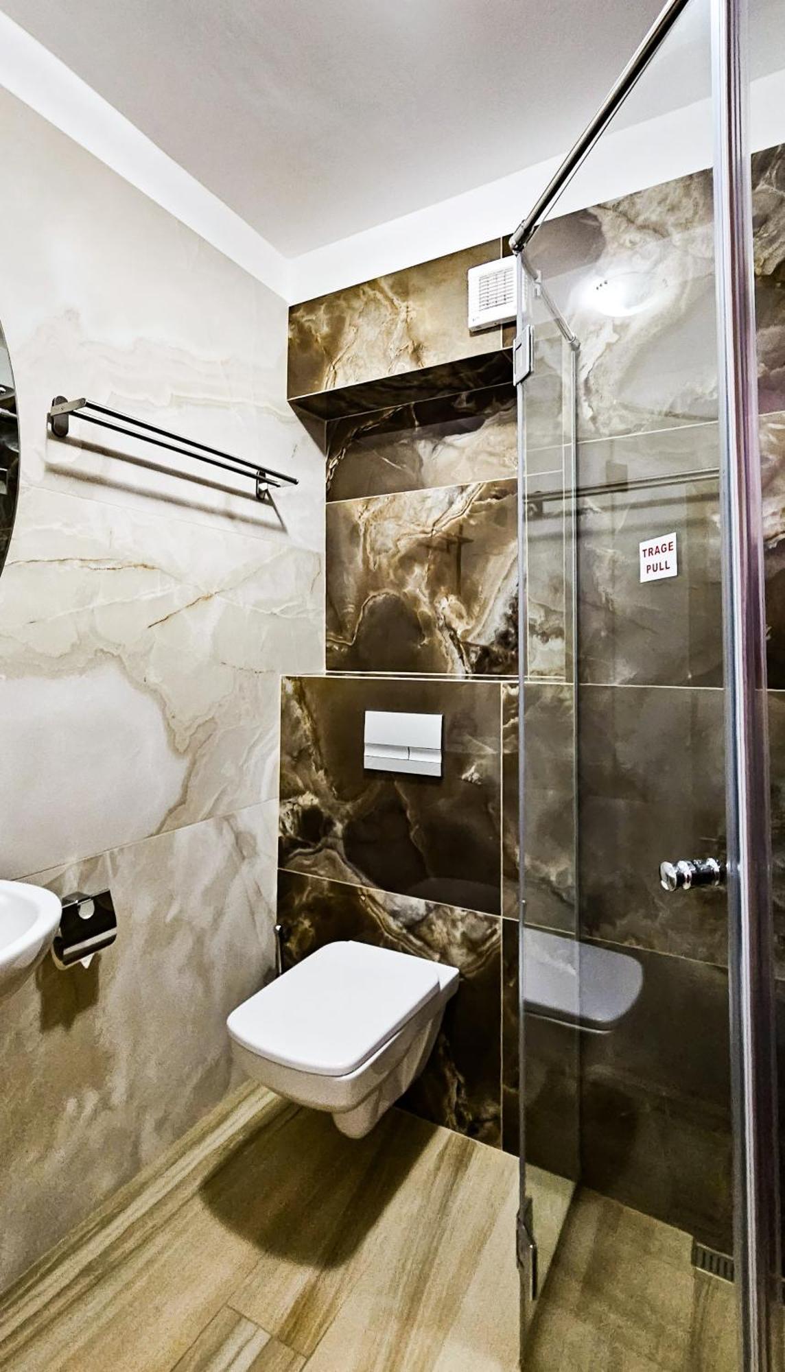 Hotel Eden Сибиу Экстерьер фото