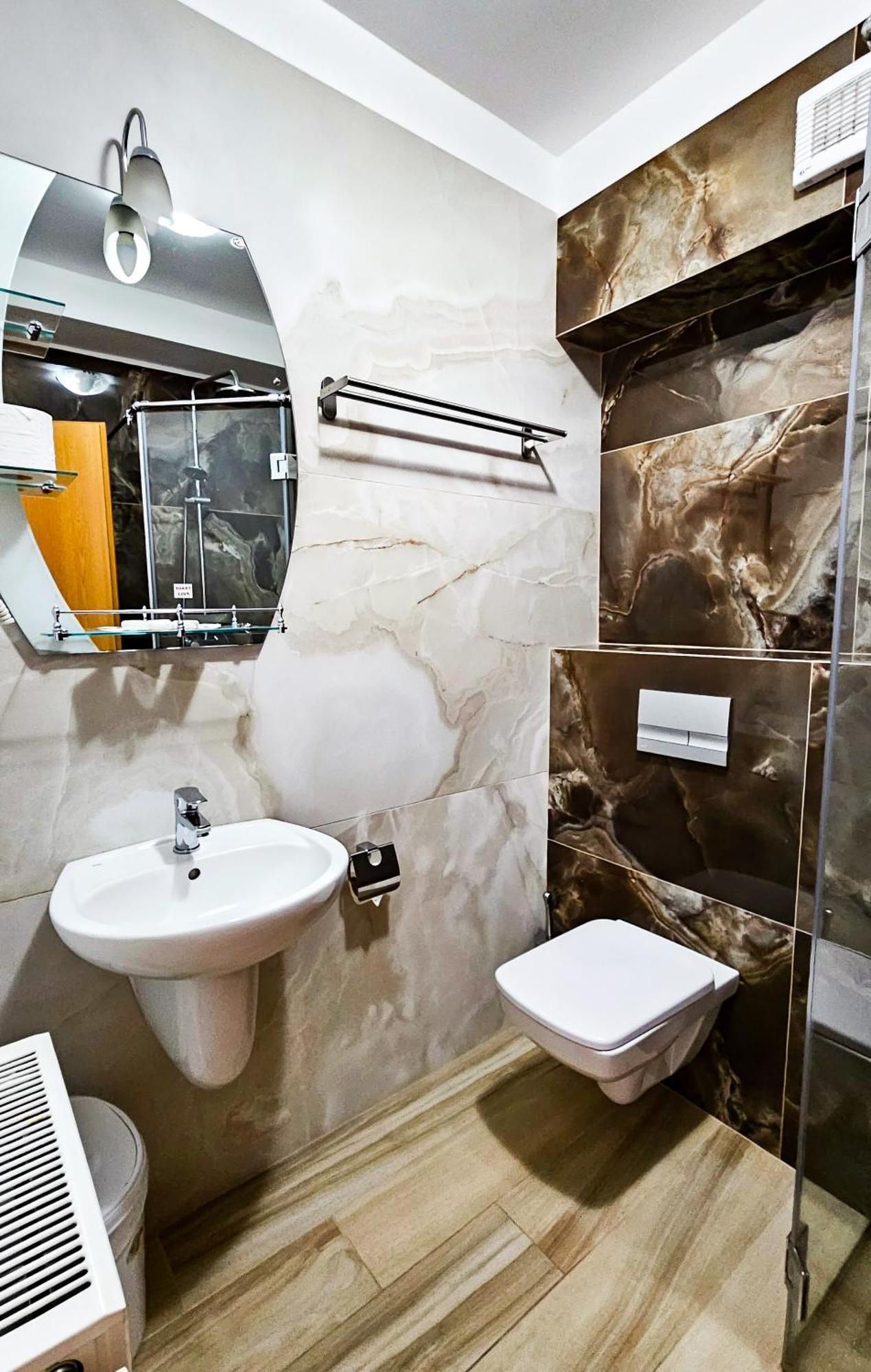 Hotel Eden Сибиу Экстерьер фото