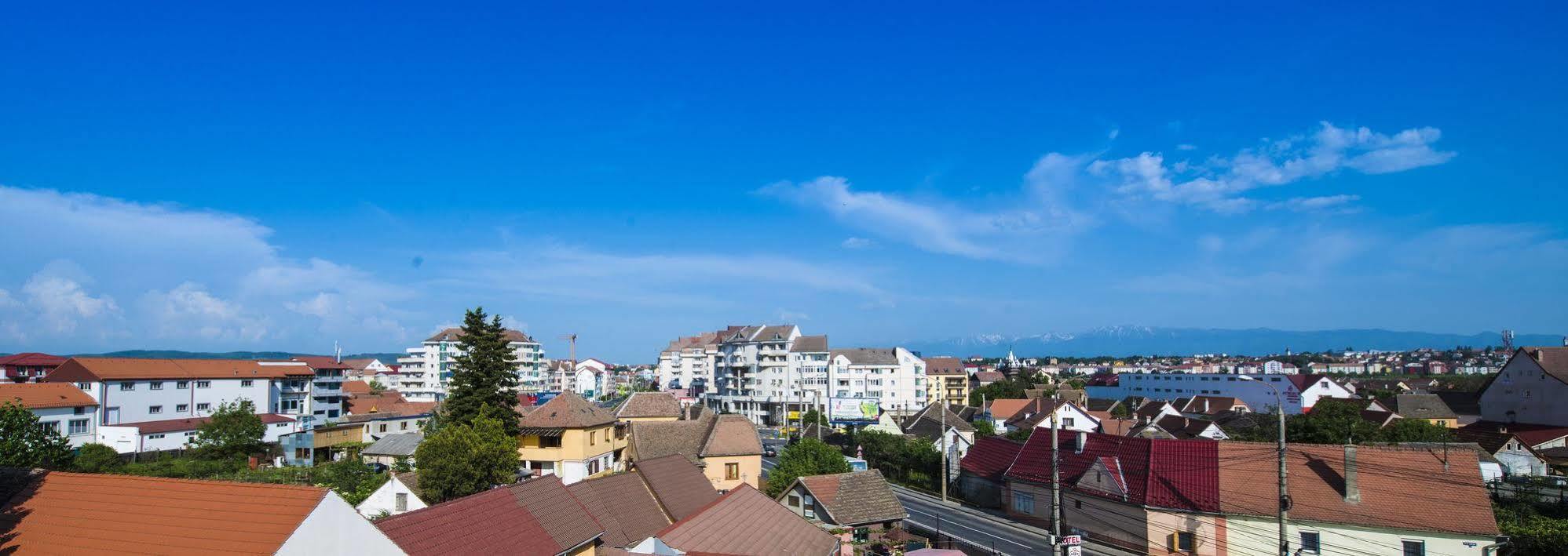 Hotel Eden Сибиу Экстерьер фото